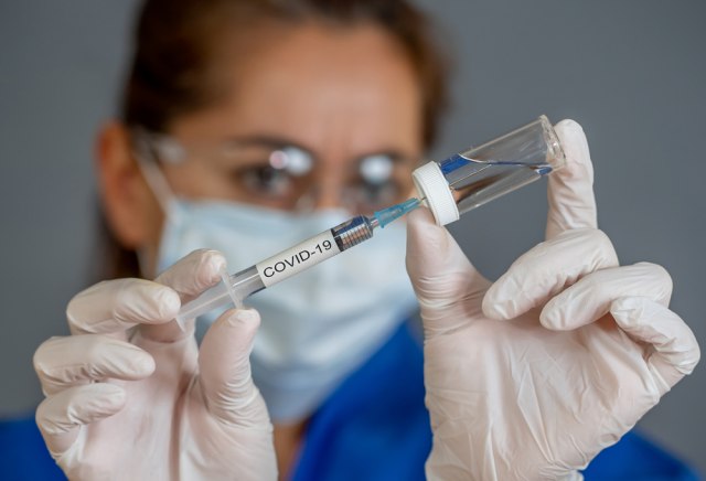 Dobre vesti iz Italije: Broj inficiranih pao za 80 odsto posle prve doze vakcine